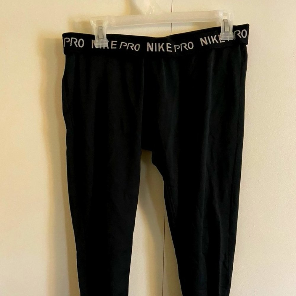 NIKE PRO leggings
